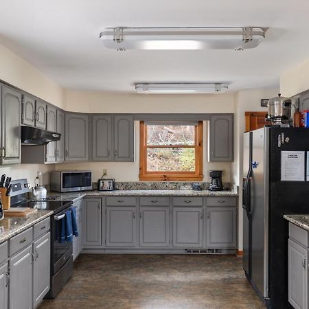 Sleepy Hollow 5Br Cabin - National Park 7 Min, Hot Tub, Fire Pit, Sleeps 12 Luray Exteriör bild